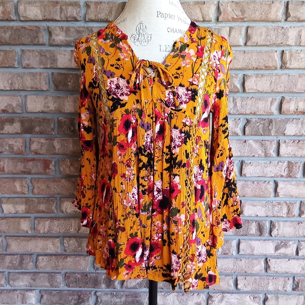 Oddy Boho Floral Print Flowy Top.